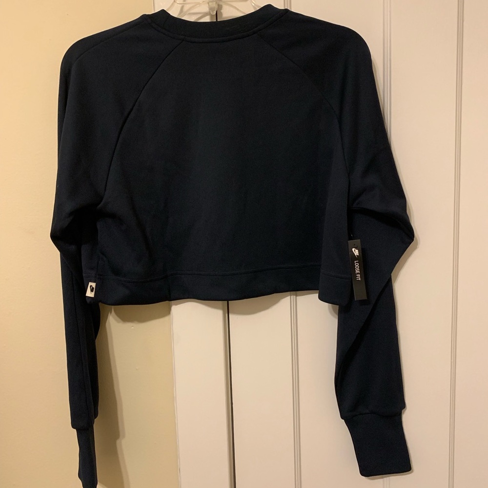 SOLD Nike NSW Crop Sweatshirt- Loose Fit Sz M - Picture 6 of 7